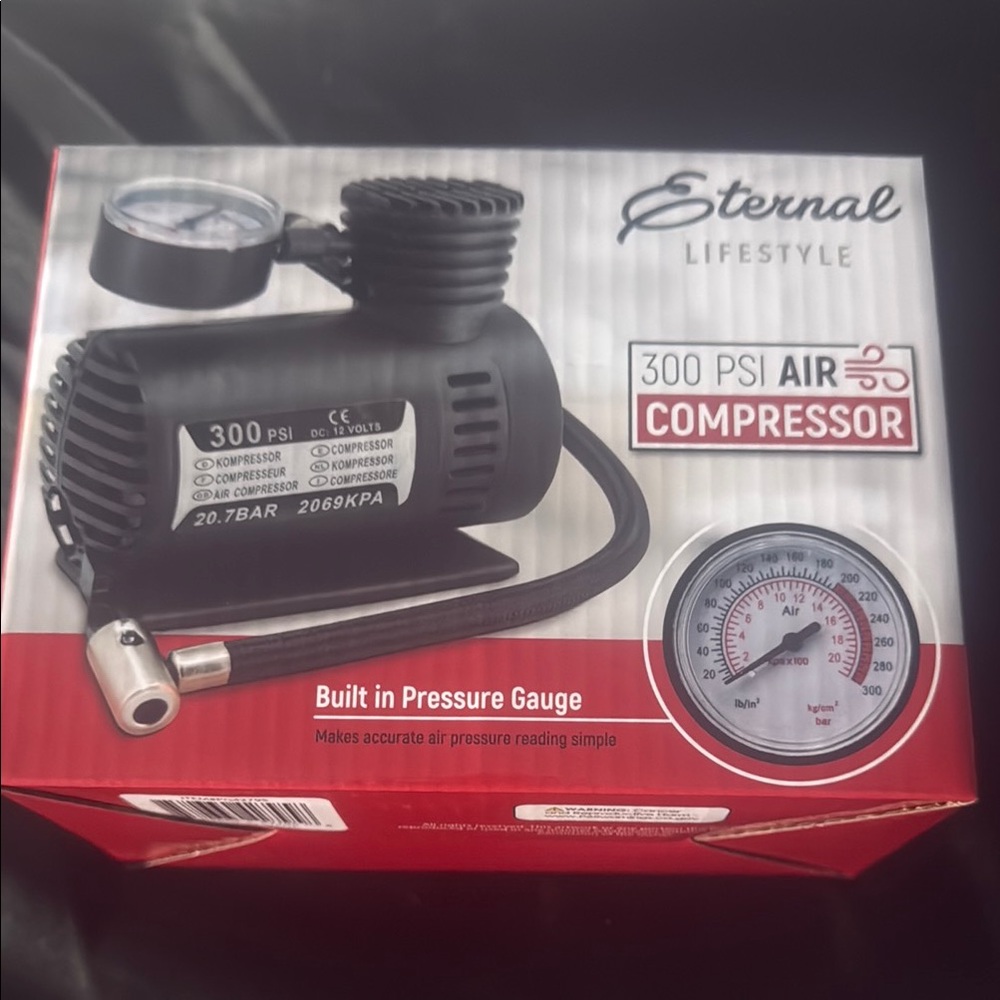 Black Air Compressor with Built-in Pressure Gauge